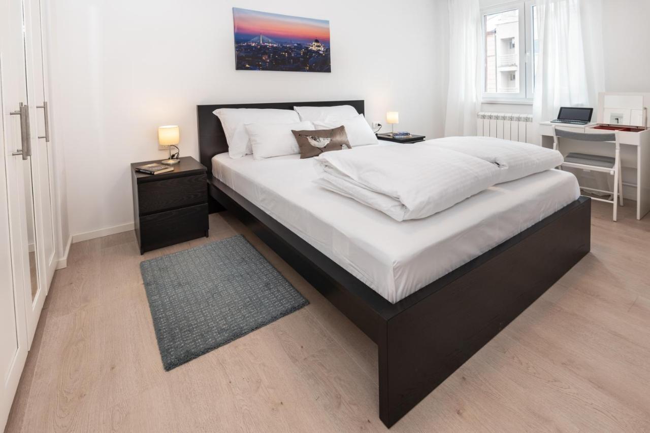 Apartment Vracar Belgrade, St Sava Church Park Buitenkant foto